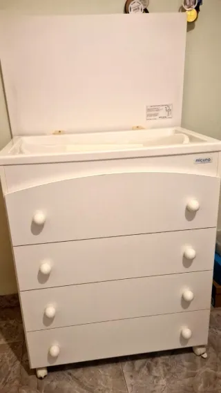 Cambiador Micuna blanco 4 cajones
