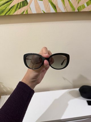 Gafas de sol Vogue negras y grises