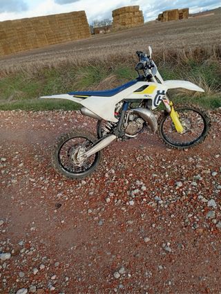 Moto Husqvarna TC 85 Motocross