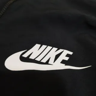 Chaqueta Cortavientos Nike Negra