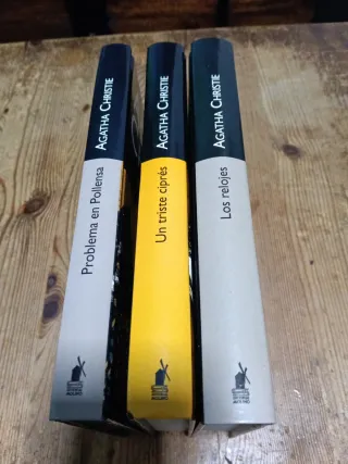 Vendo tres libros de Agatha Christie
