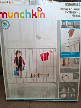Barrera de seguridad Munchkin metal extensible