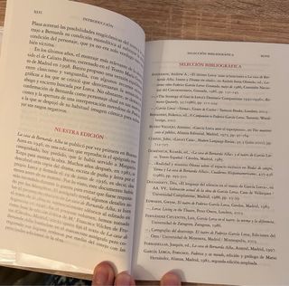 La Casa De Bernarda Alba (Clasicos Hispanicos /...
