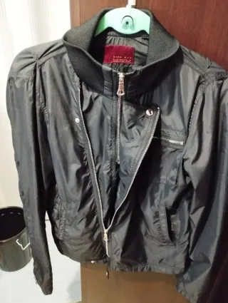 Cazadora Zara Man Caballero Impermeable Negra