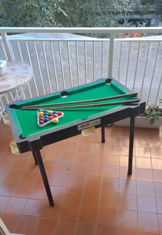 Mesa de billar infantil con accesorios