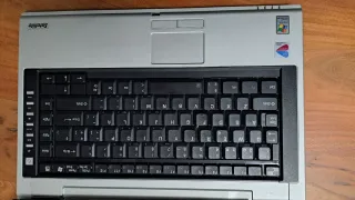 Portátil Toshiba Gris con Cargador