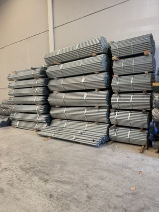 Tubos metálicos para vallas
