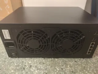 Synology NAS DS1813+