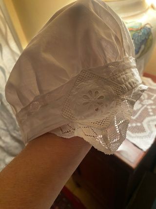 Cuffia antica in pizzo