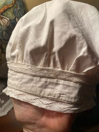 Cuffia antica in pizzo