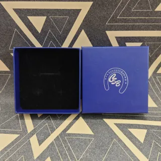 Lote de 5 Cajas de Joyas (Guess, Tous, etc.)