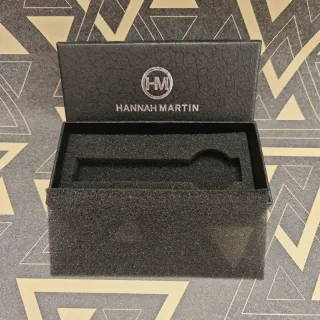 Lote de 5 Cajas de Joyas (Guess, Tous, etc.)