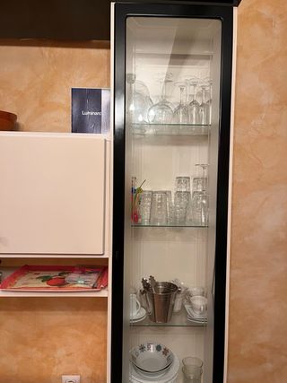 Mueble comedor DM blanco y negro