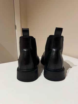 Botas Chelsea Zara