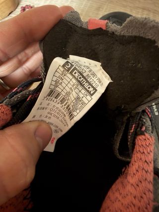 Botas de montaña Quechua grises y rosas 1 solo uso