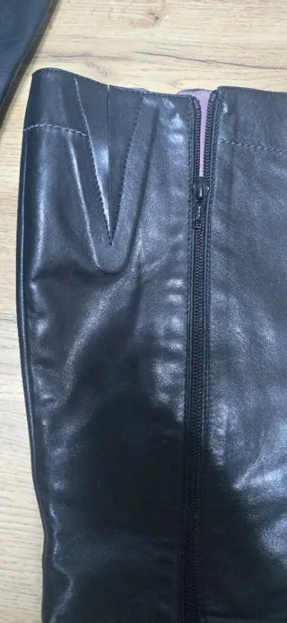 Botas Wonders de piel negras