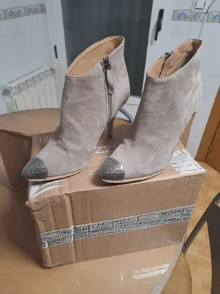 Botines Zara Beige Talla 38