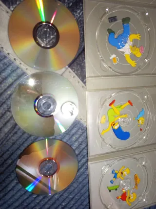 Pack Los Simpson: DVD, VHS y Poster