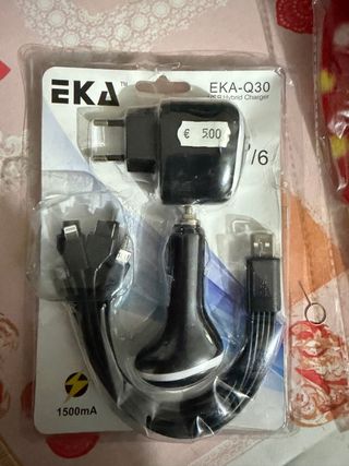 Caricabatterie EKA EKA-Q30 USB Hybrid