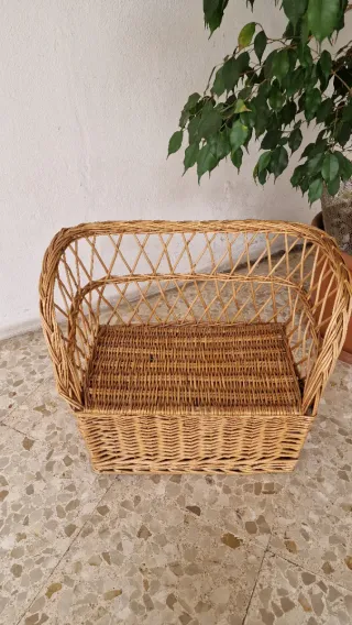 Sillón baúl almacenaje juguetes de mimbre, niñ@s