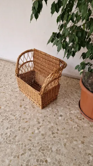 Sillón baúl almacenaje juguetes de mimbre, niñ@s