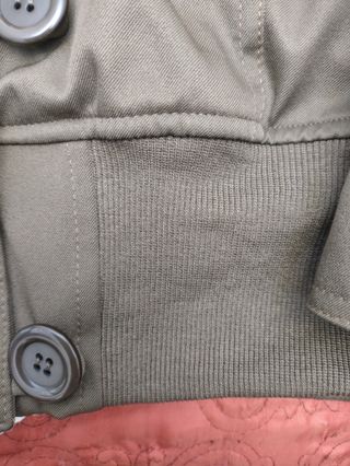 Casaco impermeável com capuz e pelo - Novo