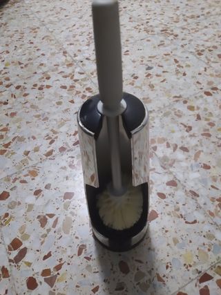 Escobilla de baño con soporte
