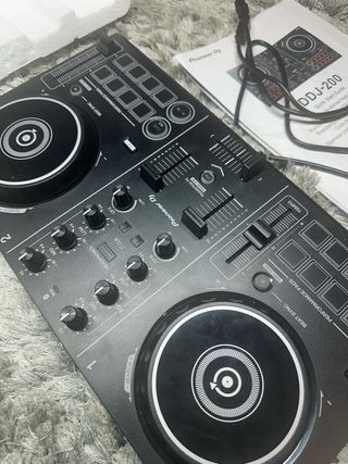 Pioneer DDJ-200 Mesa DJ Nueva sin uso