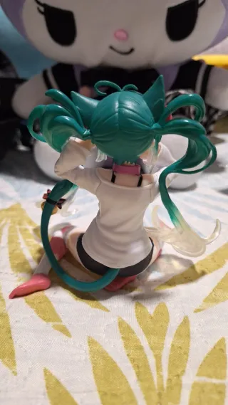 Figura Miku Gato