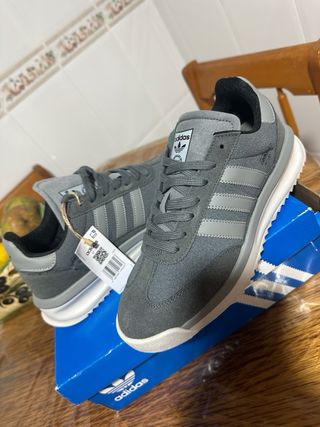 Zapatillas Adidas SL 72 Grises Nuevas
