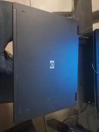 HP Compaq nw8440 impecable