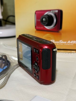 Cámara Digital Canon PowerShot A495 Roja