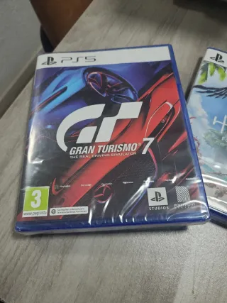 PlayStation 5 Horizon Forbidden West y Gran Turism