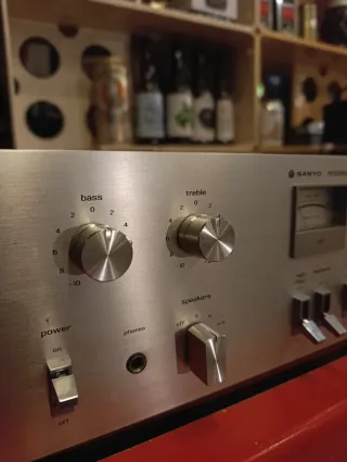 Amplificador Sanyo DCA 311 Hi-Fi Vintage