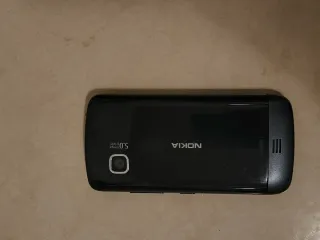 Nokia C5 con caricabatterie e scatola