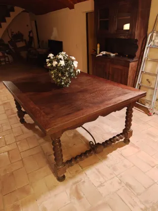 Mesa comedor antigua  extensible de roble macizo