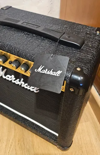 Marshall DSL-1 CR Amplificador Guitarra