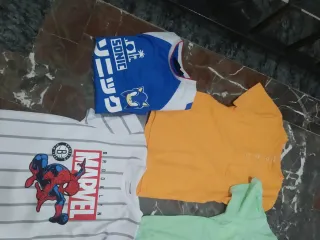 Lote 4 Camisetas Marvel Pokémon Sonic 7/8 años