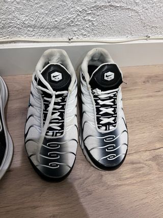 Zapatillas Nike Air Max Tavas Blancas/Negras