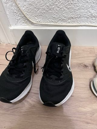 Zapatillas Nike Air Max Tavas Blancas/Negras