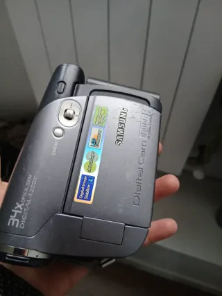 Videocámara Samsung VP-DC171 34x Zoom Óptico