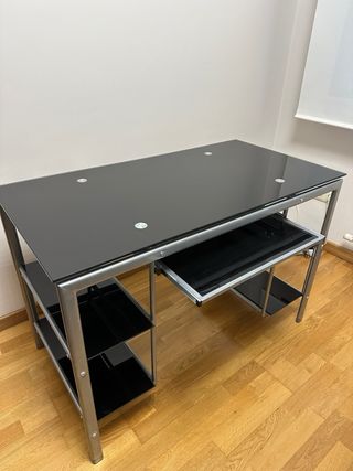 Escritorio cristal negro y metal con silla a juego