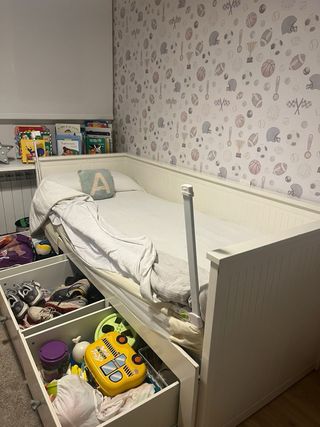 Cama Ikea Hemnes con 3 cajones