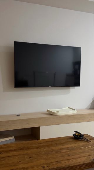 Smart TV Hisense 55” Negro sin patas