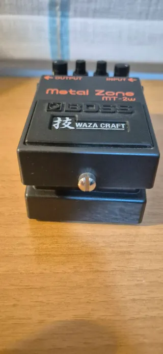 Boss MT-2W Metal Zone Waza Craft Pedal