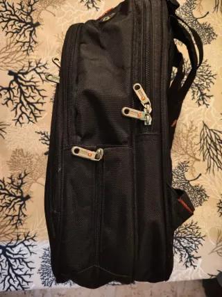 Mochila Swiss Gear Negra