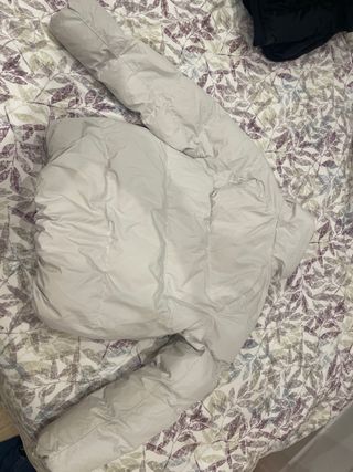 Plumífero blanco acolchado