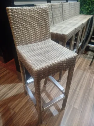 Sillas Hostelería Altas Mimbre y Metal