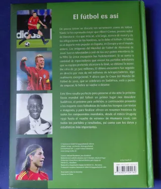 Libro del ((el  fútbol es asi))
