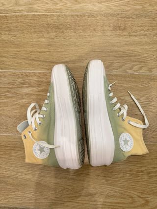 Converse Chuck Taylor All Star Move Hi